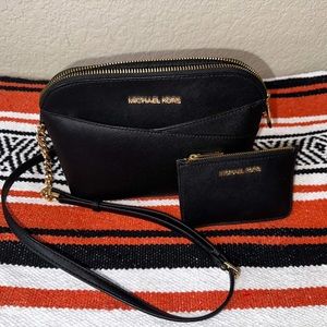 Michael Kors purse a pink a brown and black small size